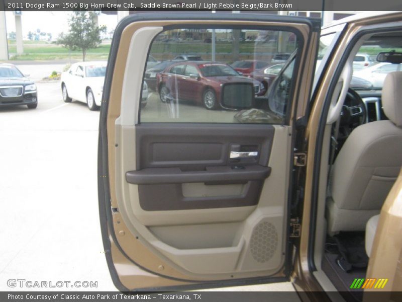 Saddle Brown Pearl / Light Pebble Beige/Bark Brown 2011 Dodge Ram 1500 Big Horn Crew Cab