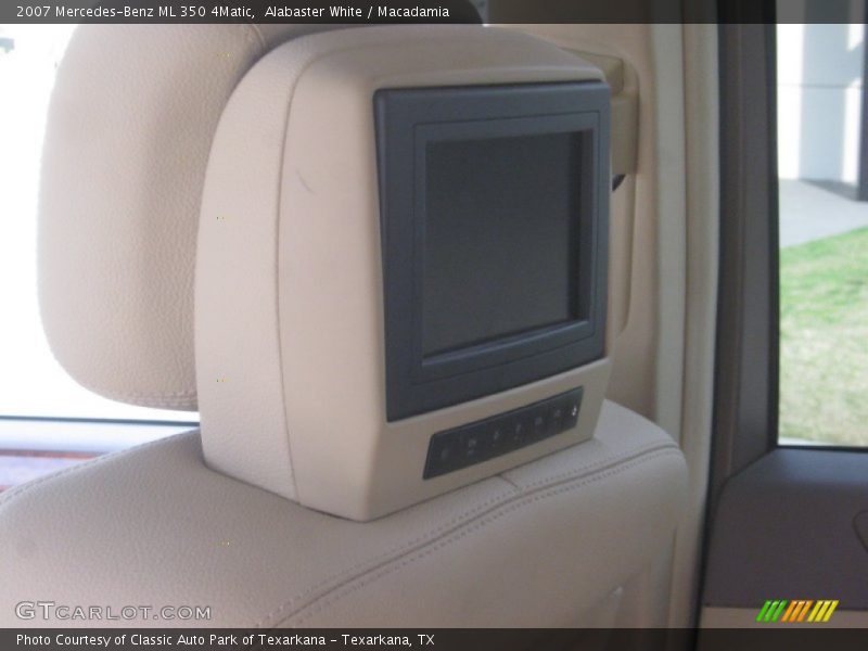 Alabaster White / Macadamia 2007 Mercedes-Benz ML 350 4Matic