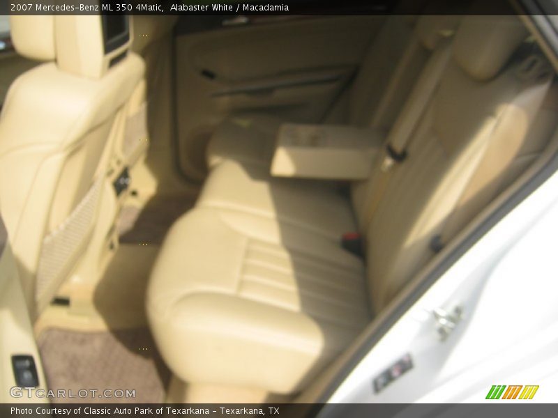 Alabaster White / Macadamia 2007 Mercedes-Benz ML 350 4Matic