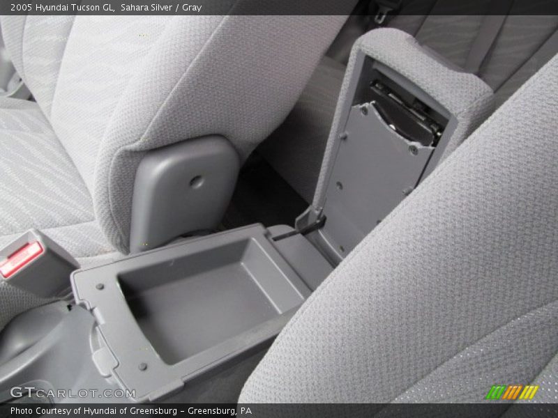 Sahara Silver / Gray 2005 Hyundai Tucson GL