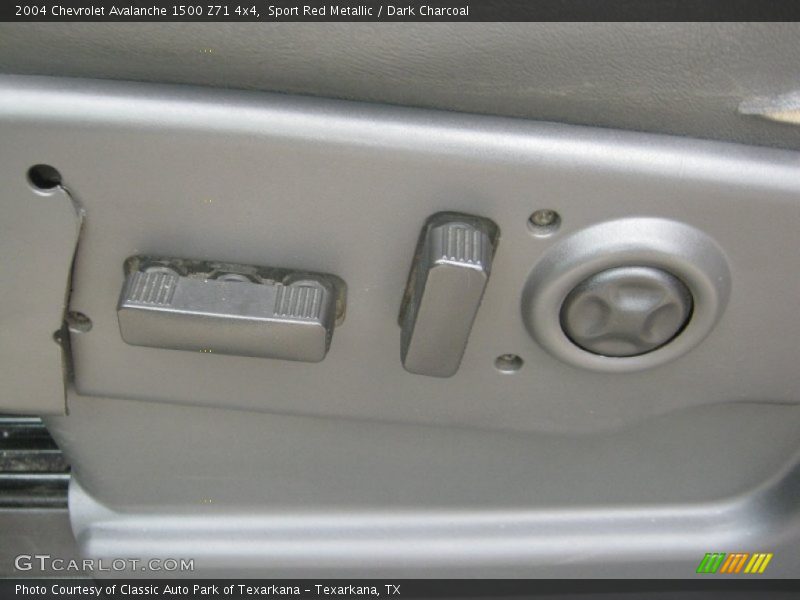 Sport Red Metallic / Dark Charcoal 2004 Chevrolet Avalanche 1500 Z71 4x4