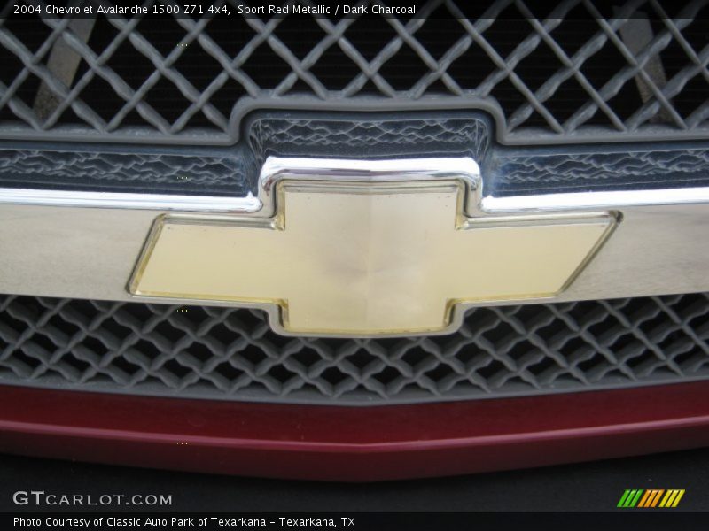 Sport Red Metallic / Dark Charcoal 2004 Chevrolet Avalanche 1500 Z71 4x4