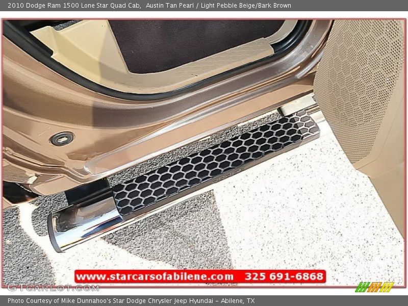 Austin Tan Pearl / Light Pebble Beige/Bark Brown 2010 Dodge Ram 1500 Lone Star Quad Cab