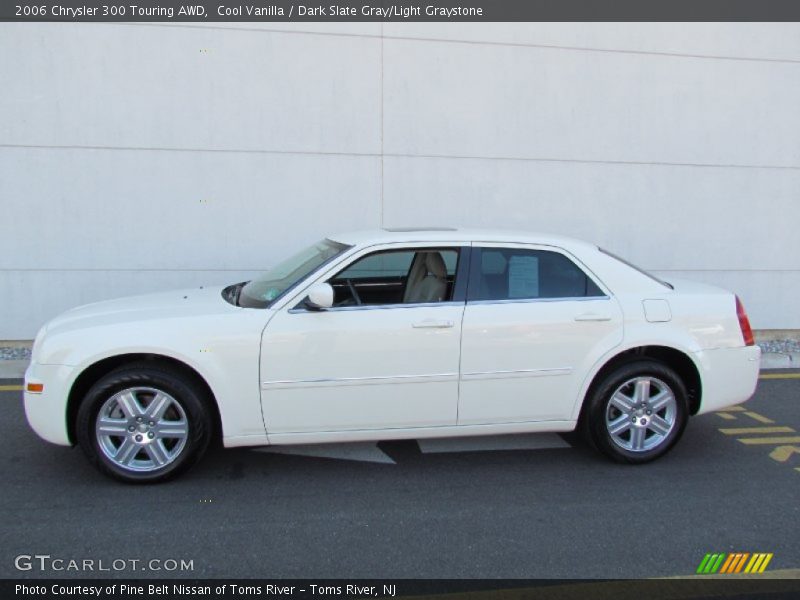 Cool Vanilla / Dark Slate Gray/Light Graystone 2006 Chrysler 300 Touring AWD