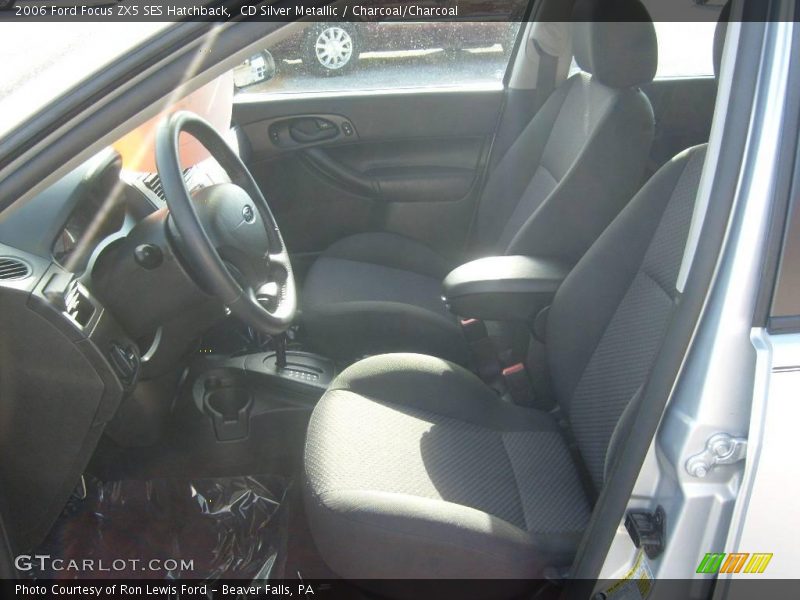 CD Silver Metallic / Charcoal/Charcoal 2006 Ford Focus ZX5 SES Hatchback