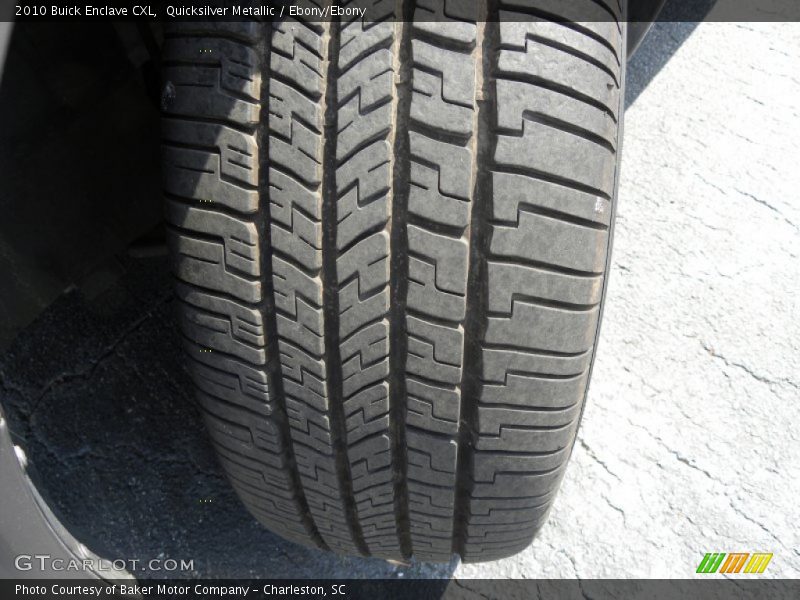 Quicksilver Metallic / Ebony/Ebony 2010 Buick Enclave CXL