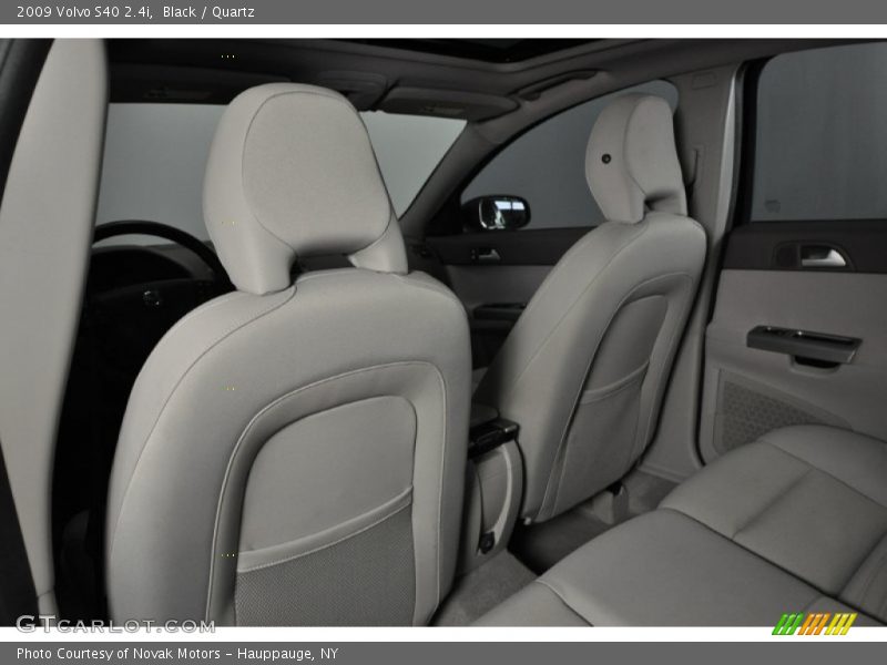 Black / Quartz 2009 Volvo S40 2.4i