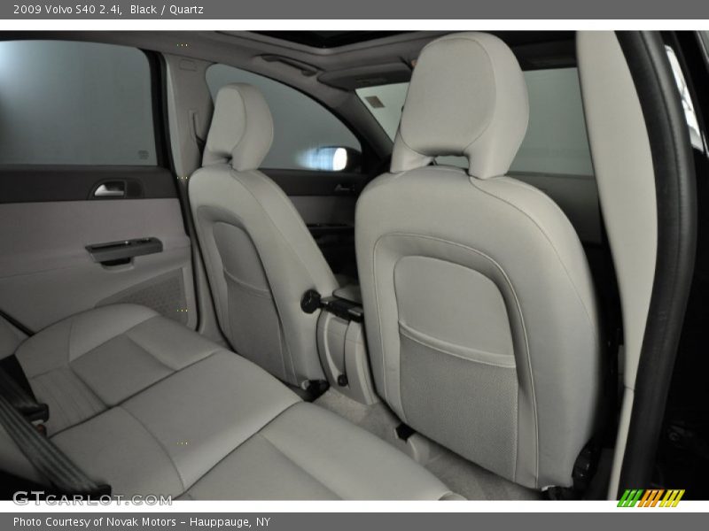 Black / Quartz 2009 Volvo S40 2.4i