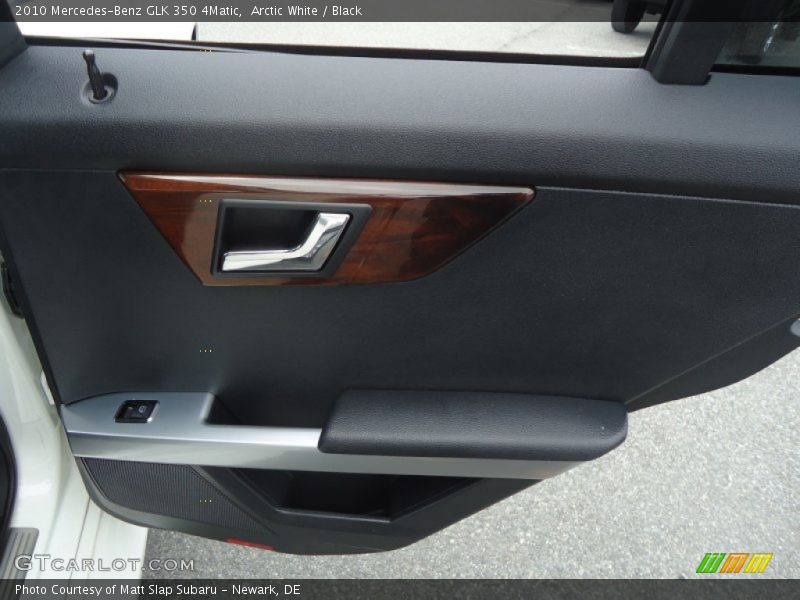 Arctic White / Black 2010 Mercedes-Benz GLK 350 4Matic