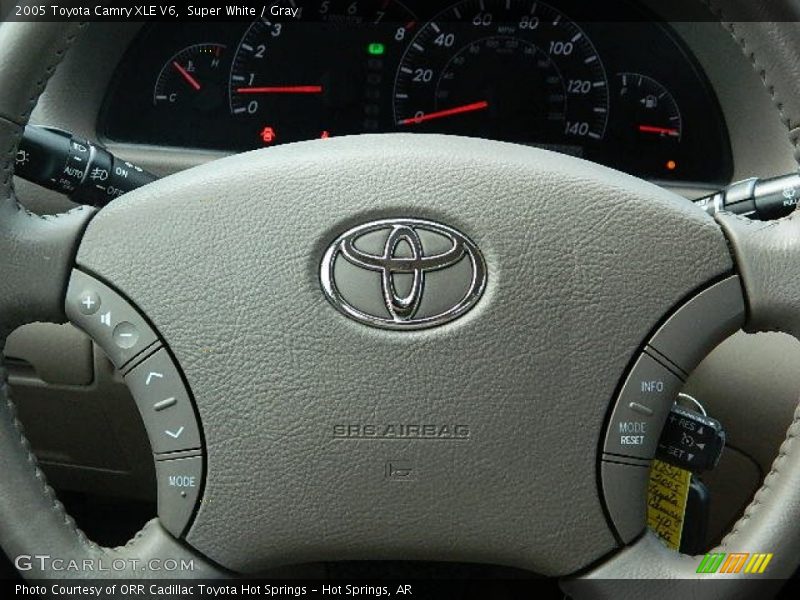 Super White / Gray 2005 Toyota Camry XLE V6
