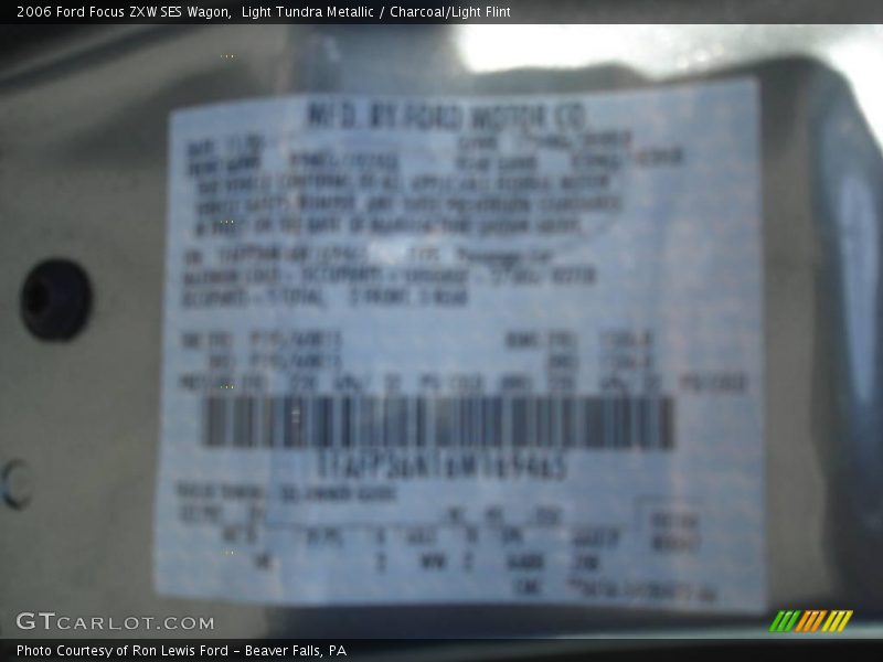 Light Tundra Metallic / Charcoal/Light Flint 2006 Ford Focus ZXW SES Wagon