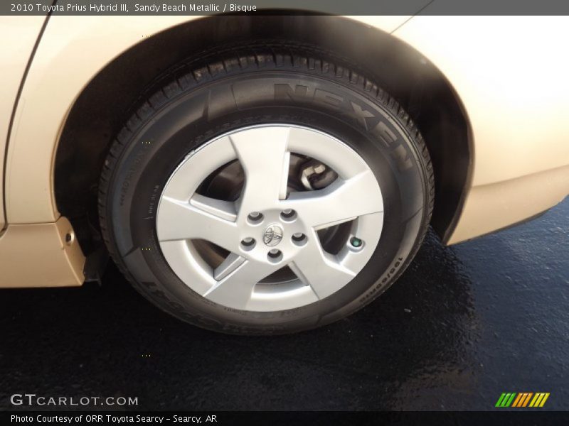 Sandy Beach Metallic / Bisque 2010 Toyota Prius Hybrid III