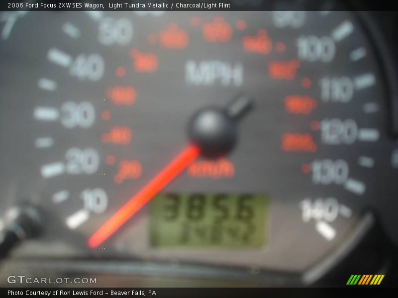Light Tundra Metallic / Charcoal/Light Flint 2006 Ford Focus ZXW SES Wagon