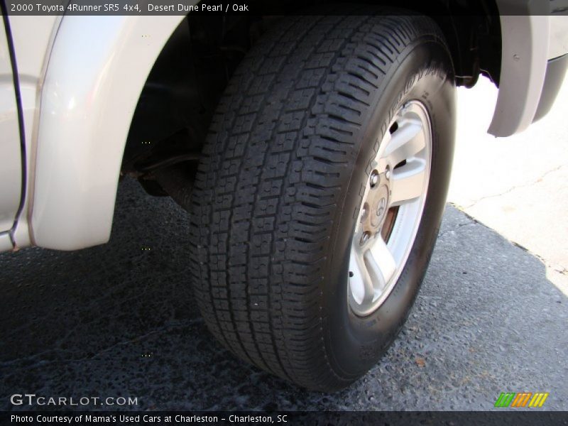 Desert Dune Pearl / Oak 2000 Toyota 4Runner SR5 4x4