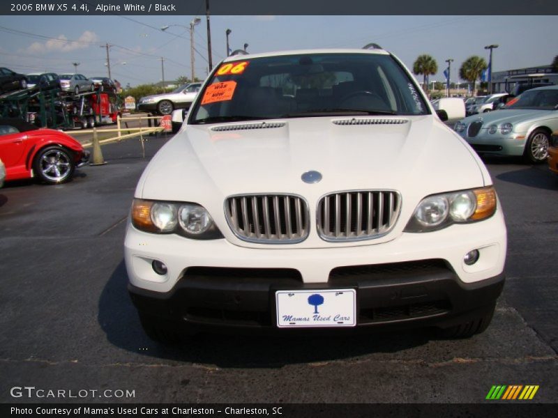 Alpine White / Black 2006 BMW X5 4.4i