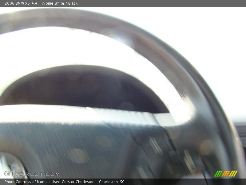 Alpine White / Black 2006 BMW X5 4.4i