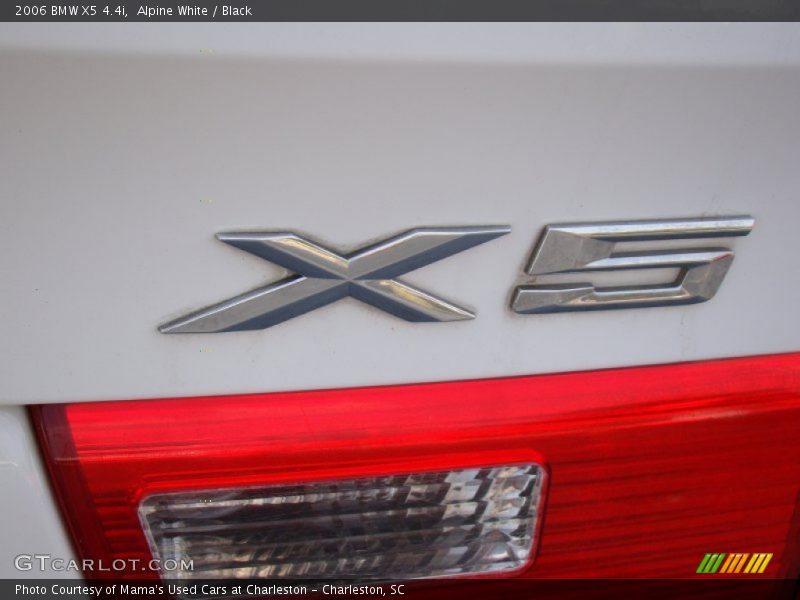 Alpine White / Black 2006 BMW X5 4.4i