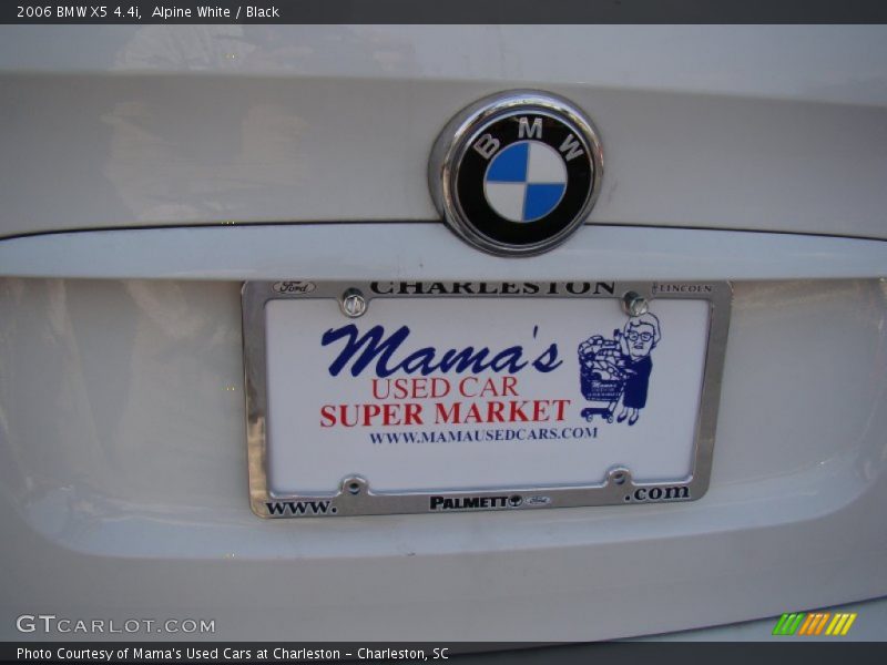 Alpine White / Black 2006 BMW X5 4.4i