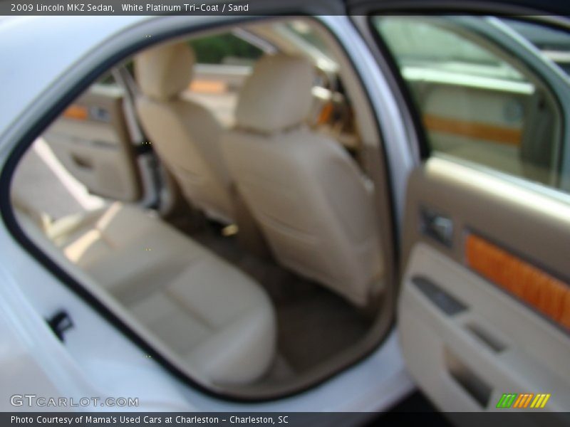 White Platinum Tri-Coat / Sand 2009 Lincoln MKZ Sedan