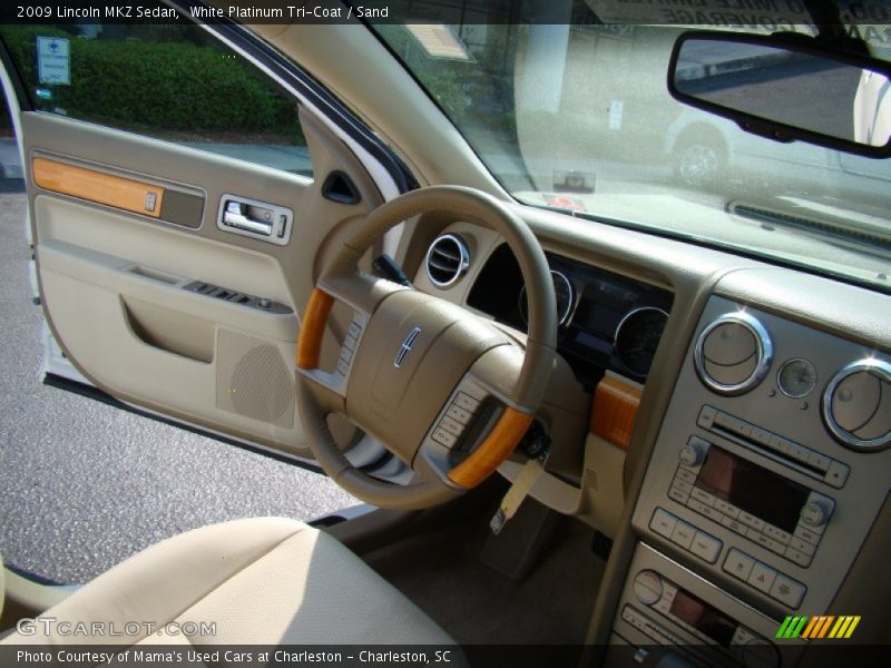 White Platinum Tri-Coat / Sand 2009 Lincoln MKZ Sedan
