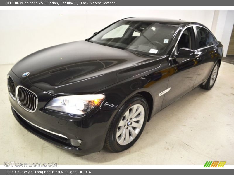 Front 3/4 View of 2010 7 Series 750i Sedan