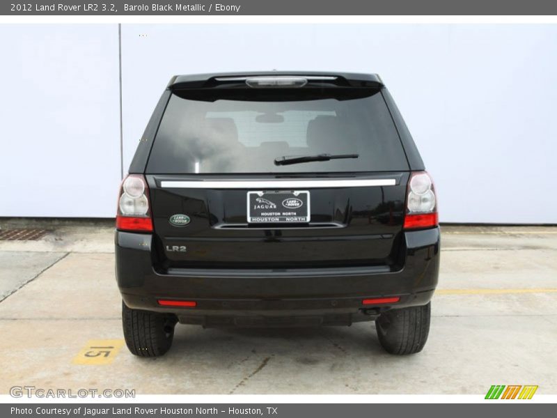 Barolo Black Metallic / Ebony 2012 Land Rover LR2 3.2