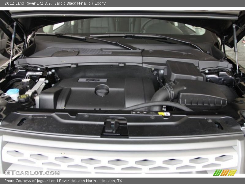 Barolo Black Metallic / Ebony 2012 Land Rover LR2 3.2