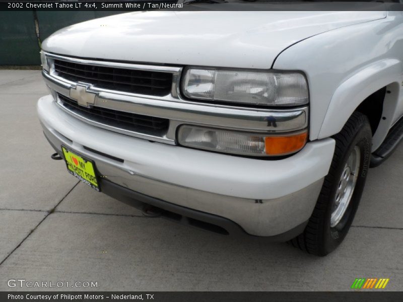 Summit White / Tan/Neutral 2002 Chevrolet Tahoe LT 4x4