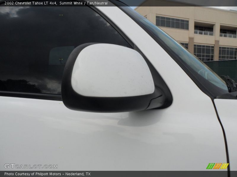 Summit White / Tan/Neutral 2002 Chevrolet Tahoe LT 4x4