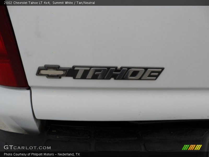 Summit White / Tan/Neutral 2002 Chevrolet Tahoe LT 4x4