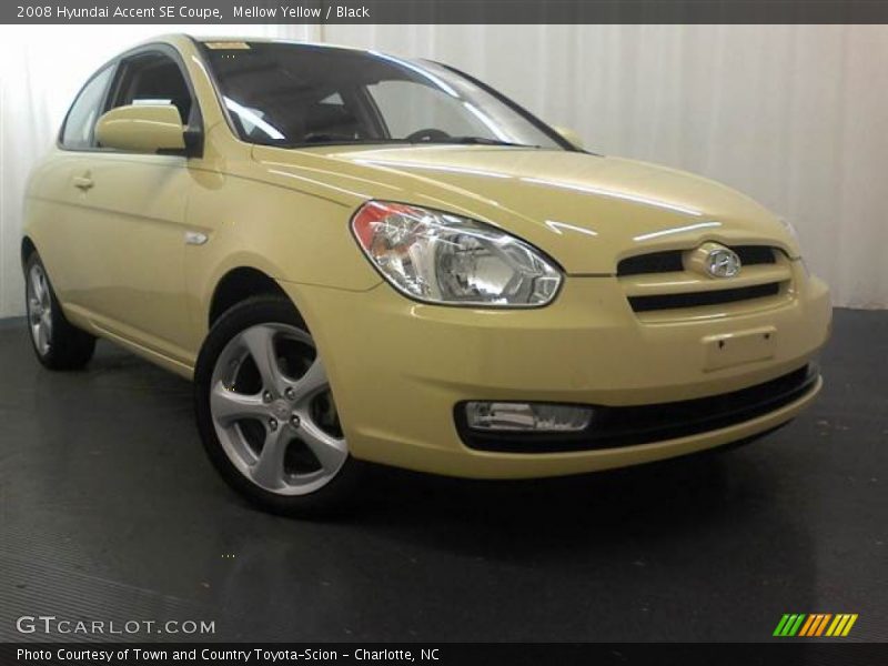 Mellow Yellow / Black 2008 Hyundai Accent SE Coupe