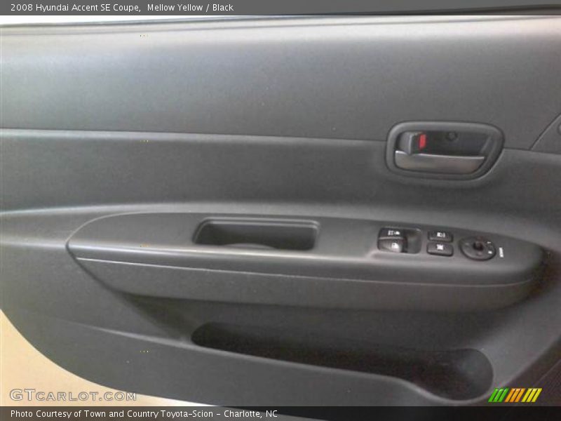 Mellow Yellow / Black 2008 Hyundai Accent SE Coupe