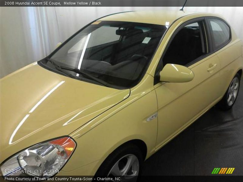 Mellow Yellow / Black 2008 Hyundai Accent SE Coupe