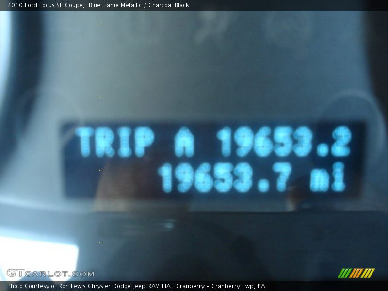 Blue Flame Metallic / Charcoal Black 2010 Ford Focus SE Coupe