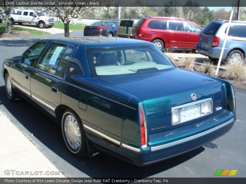 Emerald Green / Black 1999 Cadillac DeVille Sedan