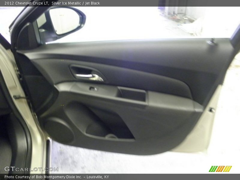 Silver Ice Metallic / Jet Black 2012 Chevrolet Cruze LT