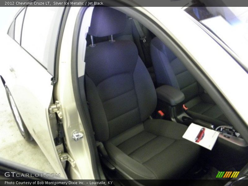 Silver Ice Metallic / Jet Black 2012 Chevrolet Cruze LT