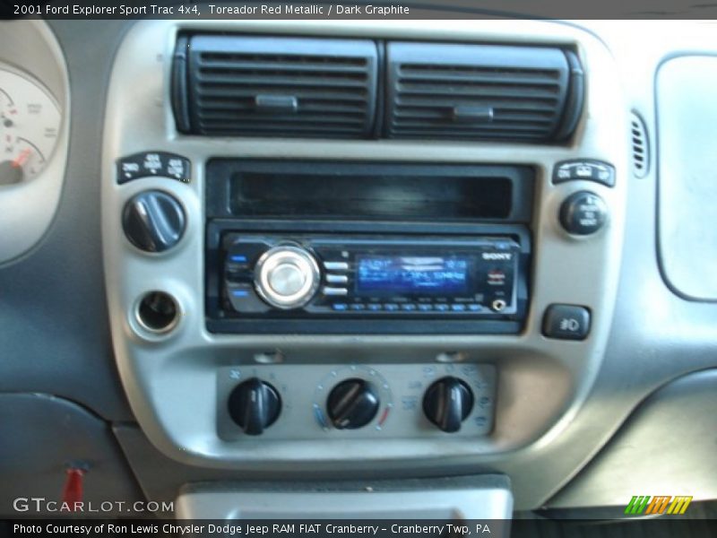Toreador Red Metallic / Dark Graphite 2001 Ford Explorer Sport Trac 4x4