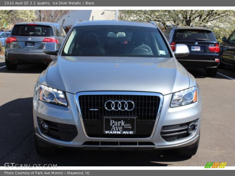 Ice Silver Metallic / Black 2010 Audi Q5 3.2 quattro