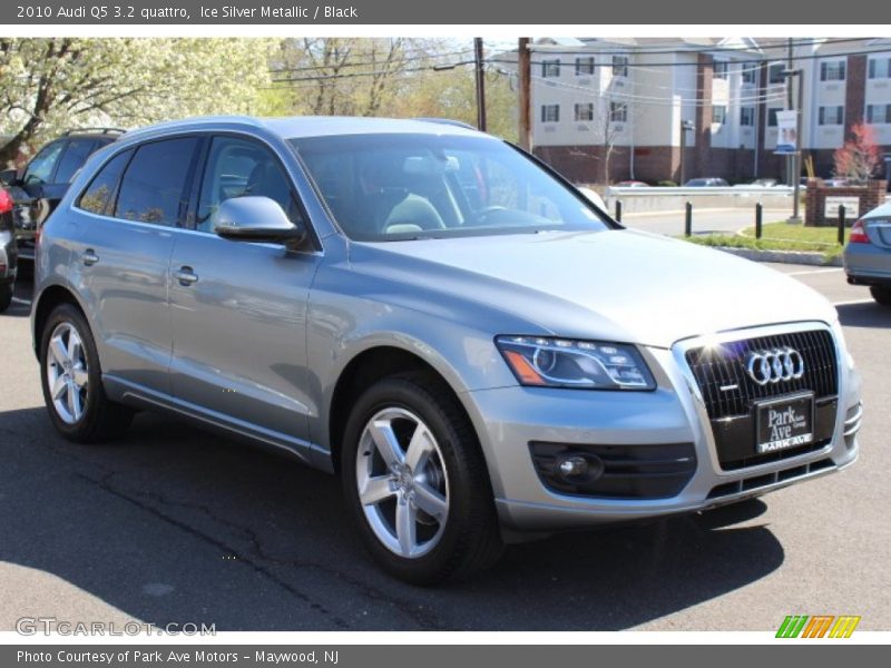 Ice Silver Metallic / Black 2010 Audi Q5 3.2 quattro