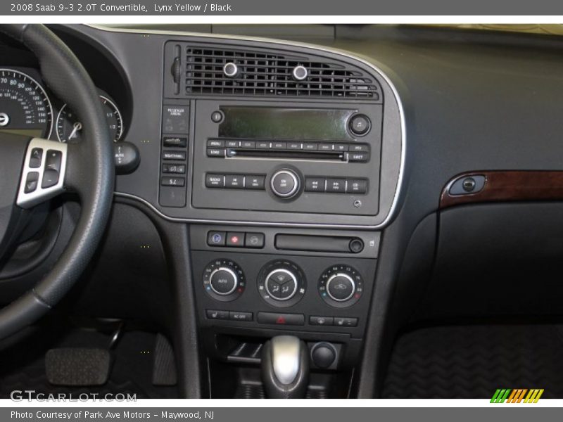 Controls of 2008 9-3 2.0T Convertible