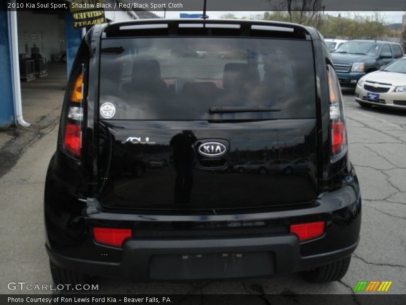 Shadow Black / Red/Black Sport Cloth 2010 Kia Soul Sport