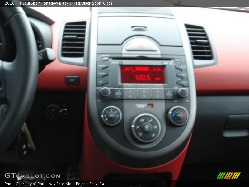 Shadow Black / Red/Black Sport Cloth 2010 Kia Soul Sport