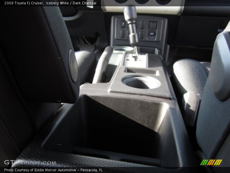 Iceberg White / Dark Charcoal 2009 Toyota FJ Cruiser