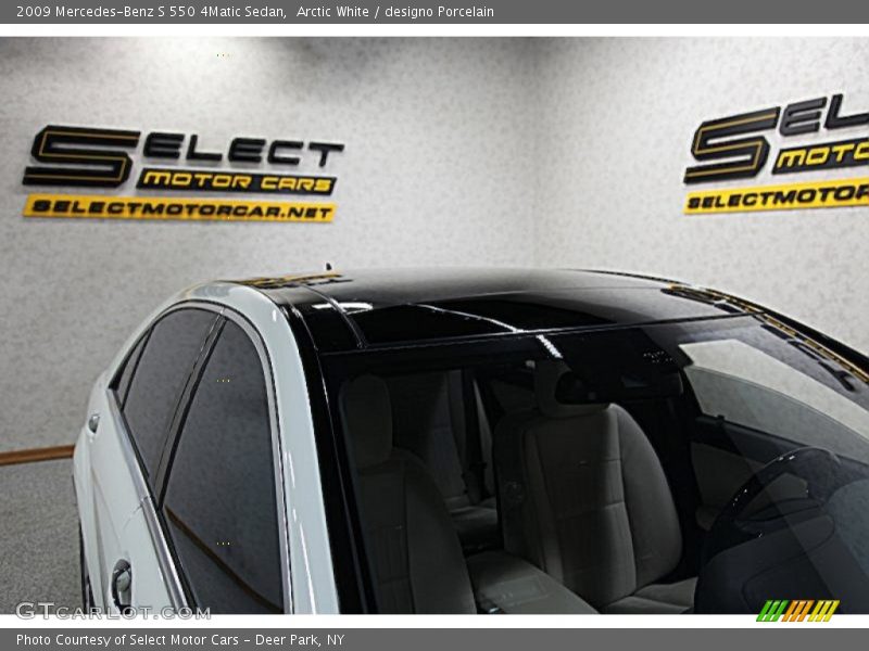 Arctic White / designo Porcelain 2009 Mercedes-Benz S 550 4Matic Sedan
