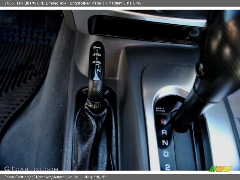 Bright Silver Metallic / Medium Slate Gray 2005 Jeep Liberty CRD Limited 4x4