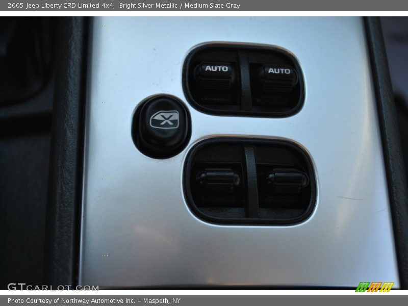 Bright Silver Metallic / Medium Slate Gray 2005 Jeep Liberty CRD Limited 4x4