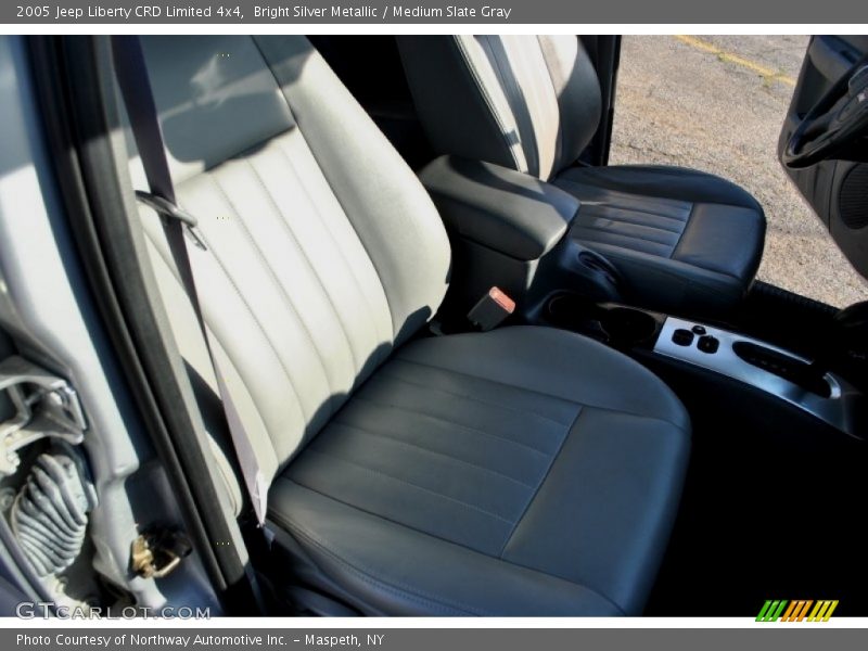 Bright Silver Metallic / Medium Slate Gray 2005 Jeep Liberty CRD Limited 4x4