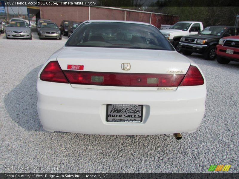 Taffeta White / Ivory 2002 Honda Accord SE Coupe