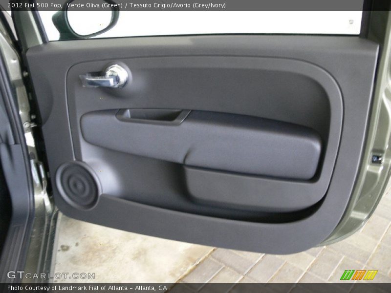 Verde Oliva (Green) / Tessuto Grigio/Avorio (Grey/Ivory) 2012 Fiat 500 Pop